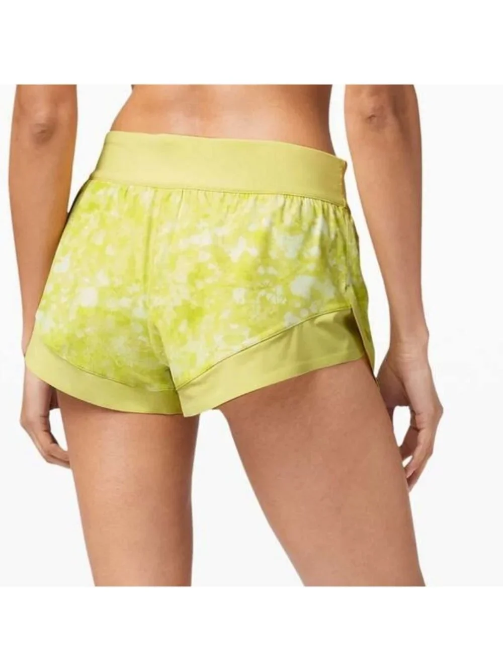 Lululemon Calm Tides Run Short Dappled Blossom Yellow Multi / Lemon Vibe